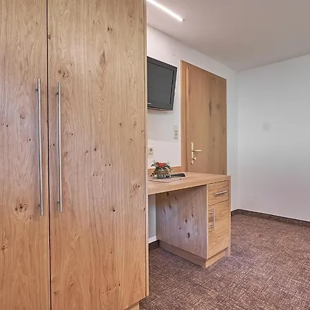 Garni Schoenblick 호텔 3*