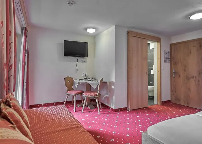 Hotel Garni Schoenblick Solden