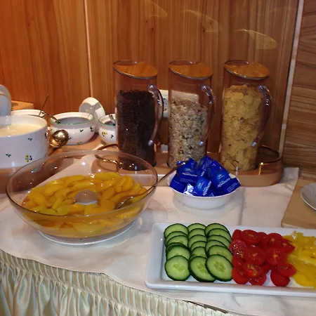 ホテル Garni Schoenblick 3*