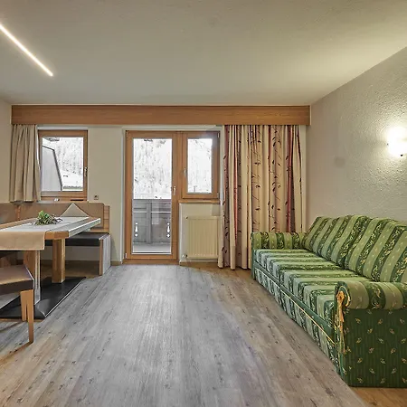 Garni Schoenblick 3*