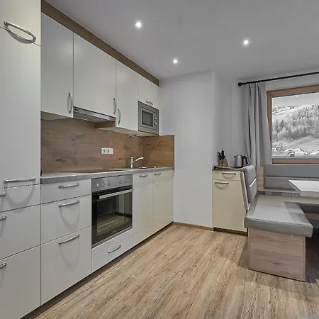 ホテル Garni Schoenblick