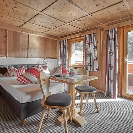 Garni Schoenblick 3*