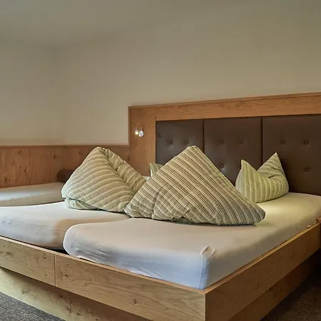 Garni Schoenblick זולדן