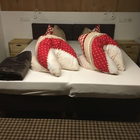 Szálloda Garni Schoenblick Sölden