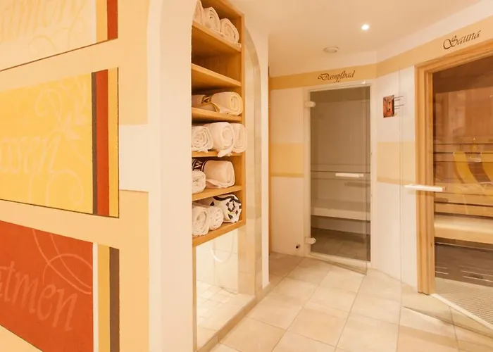 Garni Schoenblick فندق 3*