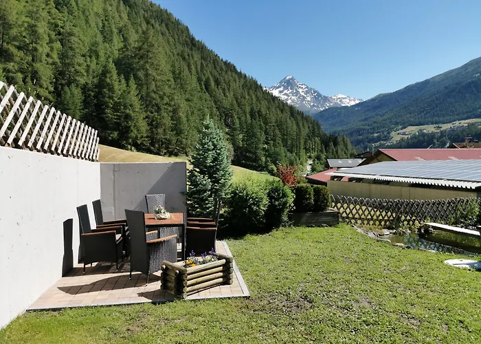 Garni Schoenblick מלון 3*